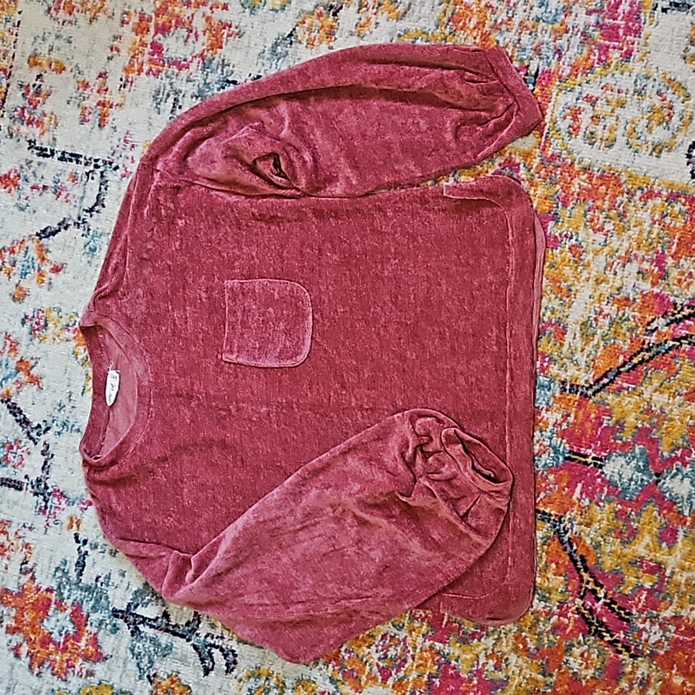 Women's sweater